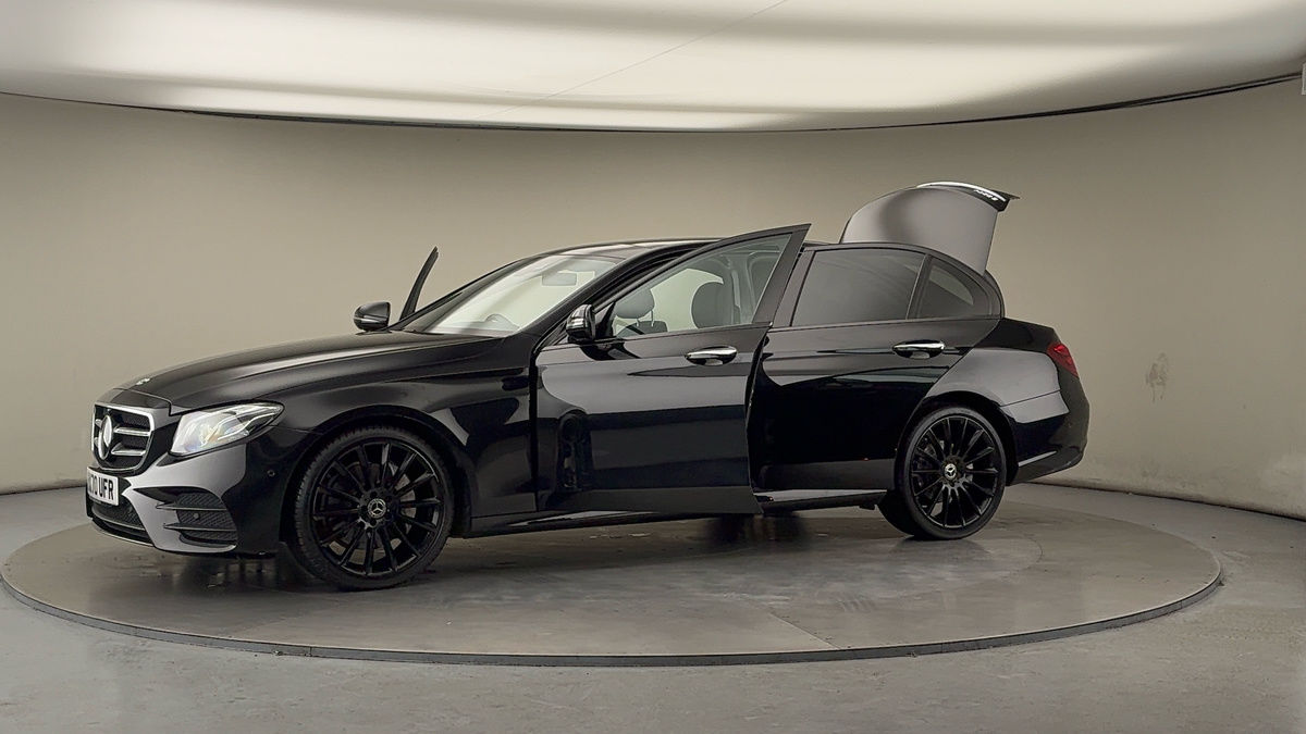 Used Mercedes-Benz E Class 2020 for sale - 75833417: Photo 50