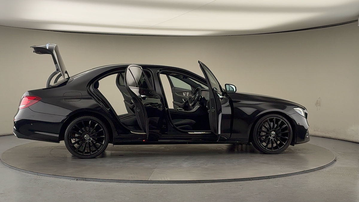 Used Mercedes-Benz E Class 2020 for sale - 75833417: Photo 58