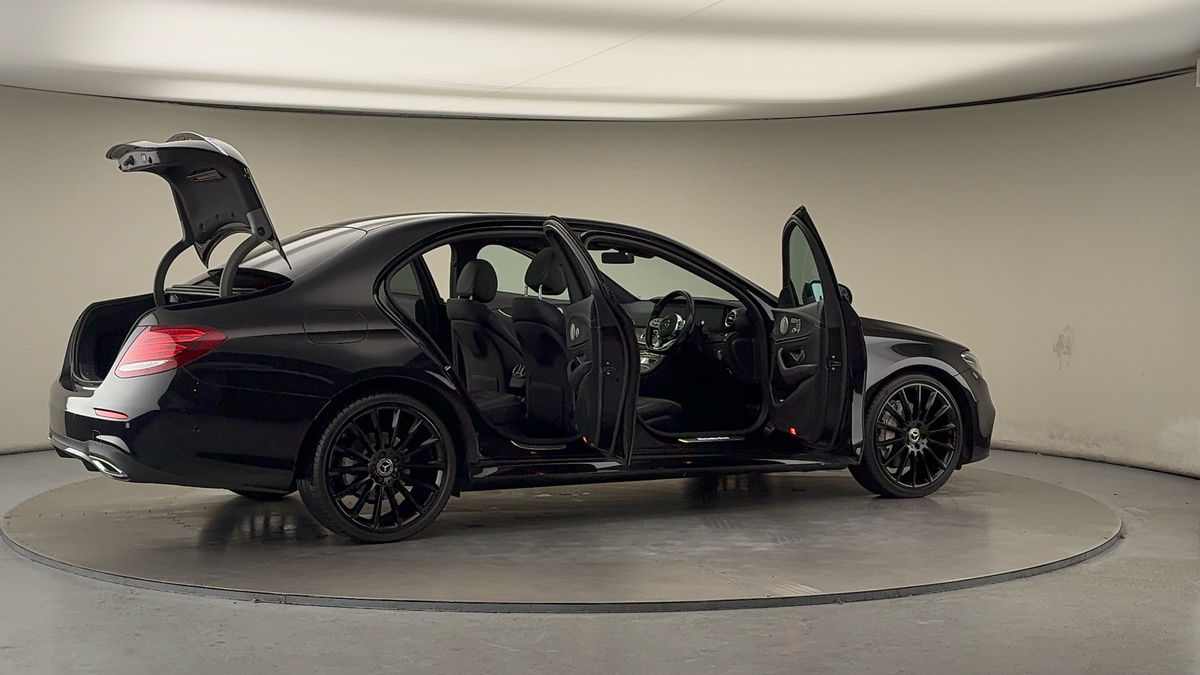 Used Mercedes-Benz E Class 2020 for sale - 75833417: Photo 59