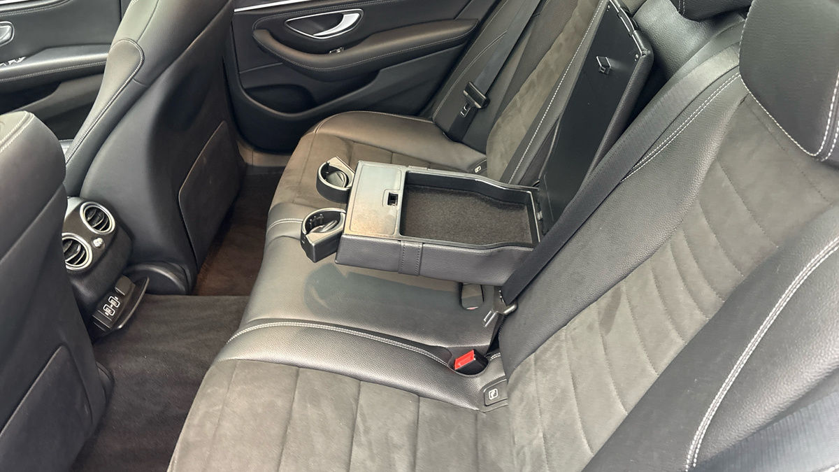 Used Mercedes-Benz E Class 2020 for sale - 75833417: Photo 9