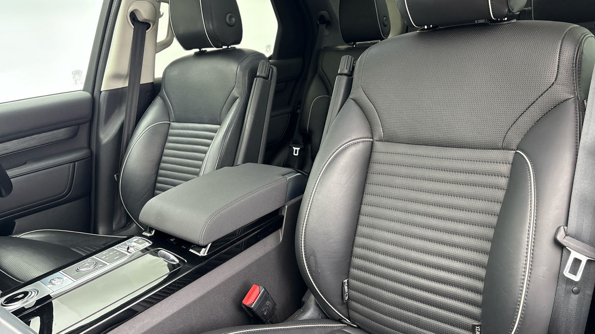 Used Land Rover Discovery 2020 for sale - 76655671: Photo 7