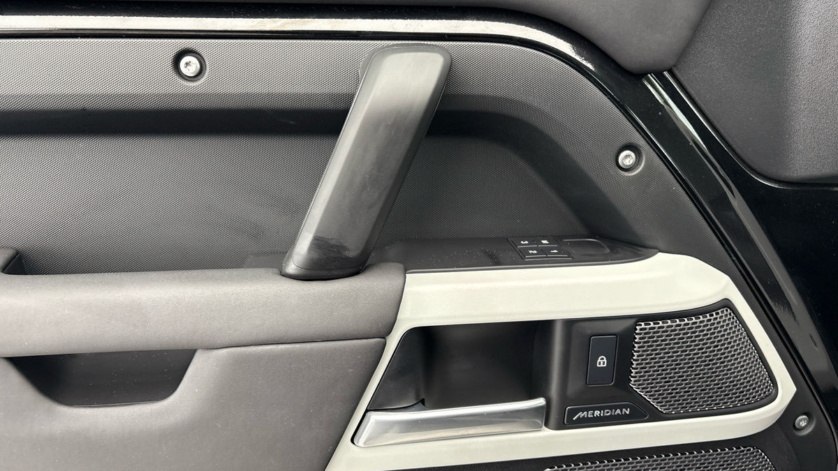 Used Land Rover Defender 110 2023 for sale - 75897752: Photo 19