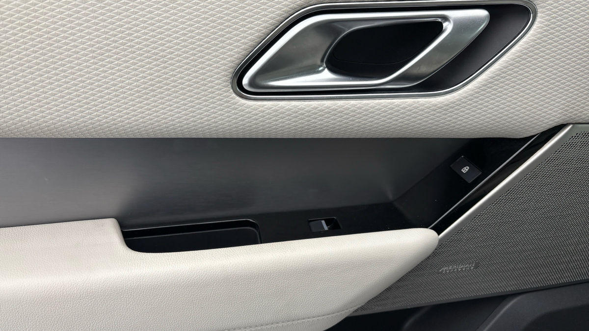 Used Land Rover Range Rover Velar 2021 for sale - 76396733: Photo 19