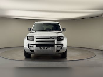 Used Land Rover Defender 110 2024 for sale - 78608011: Photo