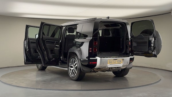 Used Land Rover Defender 110 2022 for sale - 76133334: Photo 23