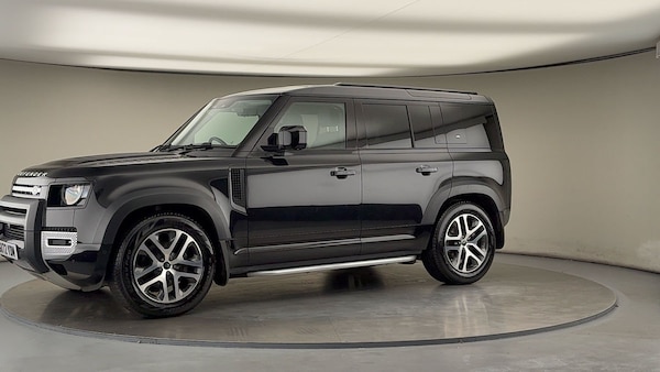 Used Land Rover Defender 110 2022 for sale - 76133334: Photo 29
