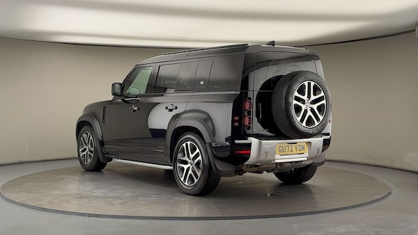 Used Land Rover Defender 110 2022 for sale - 76133334: Photo 2