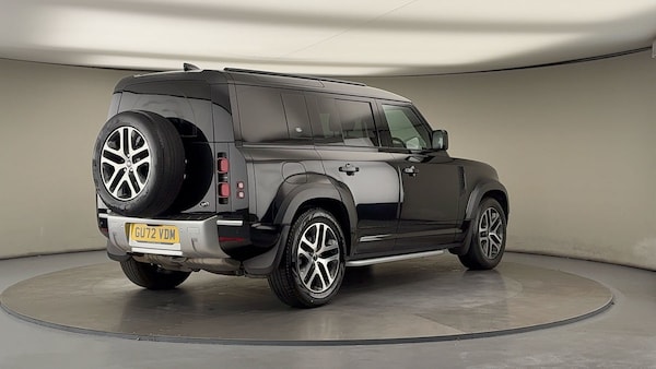 Used Land Rover Defender 110 2022 for sale - 76133334: Photo 39