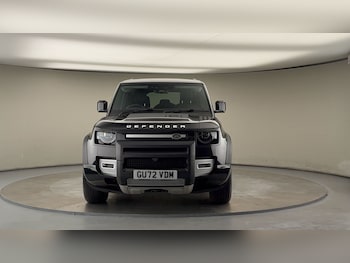 Used Land Rover Defender 110 2022 for sale - 76133334: Photo