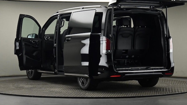 Used Mercedes-Benz V-Class 2024 for sale - 75412029: Photo 29