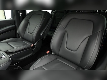 Used Mercedes-Benz V-Class 2024 for sale - 75412029: Photo