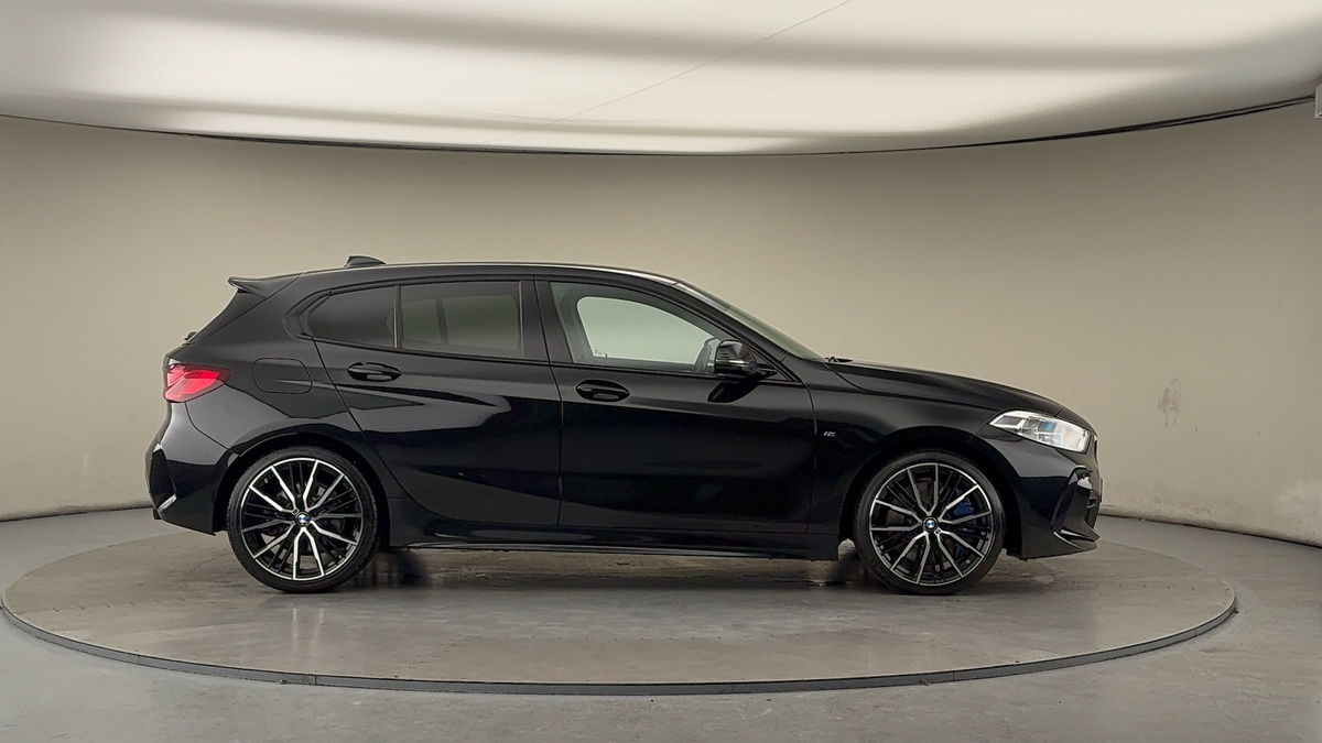 Used BMW 1 Series 2022 for sale - 77140420: Photo 16