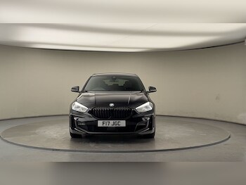 Used BMW 1 Series 2022 for sale - 77140420: Photo