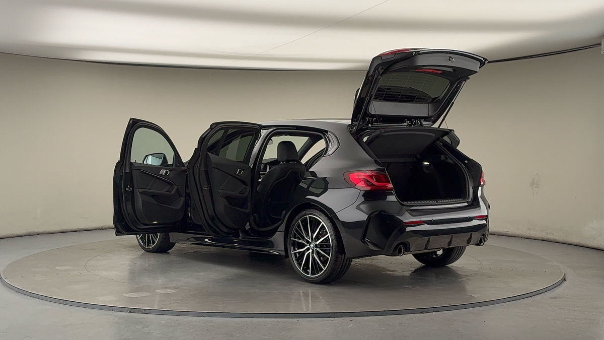 Used BMW 1 Series 2022 for sale - 77140420: Photo 43