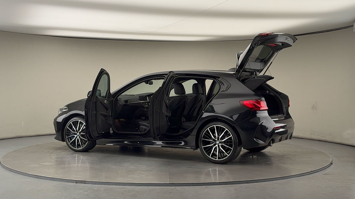 Used BMW 1 Series 2022 for sale - 77140420: Photo 45