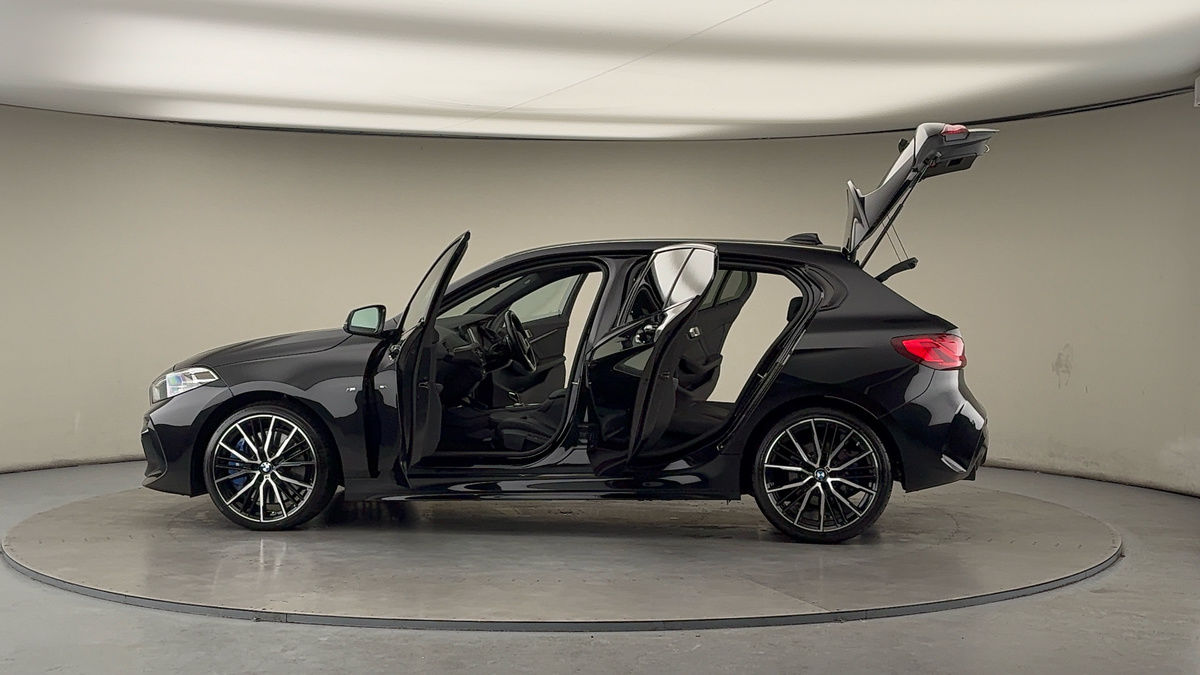 Used BMW 1 Series 2022 for sale - 77140420: Photo 46