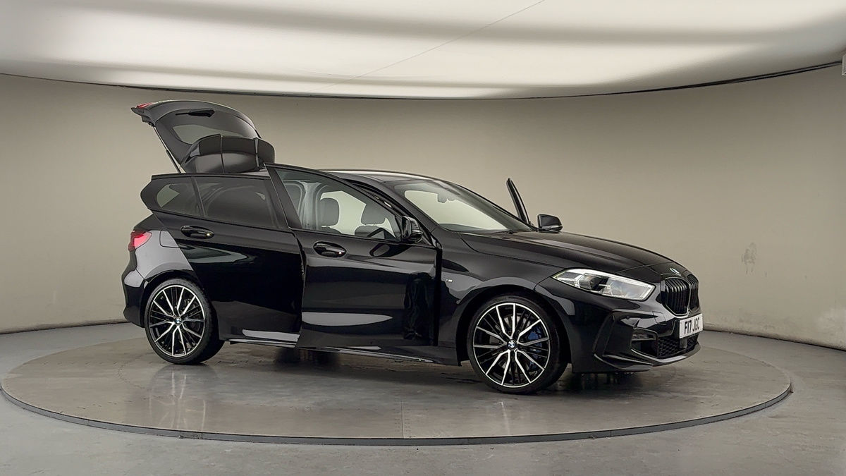 Used BMW 1 Series 2022 for sale - 77140420: Photo 54