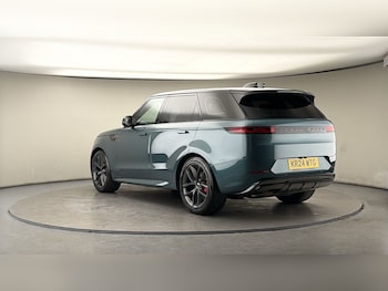 Used Land Rover Range Rover Sport 2024 for sale - 77968137: Photo