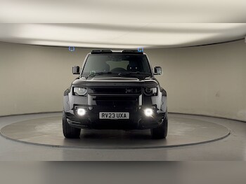 Used Land Rover Defender 110 2023 for sale - 78316239: Photo