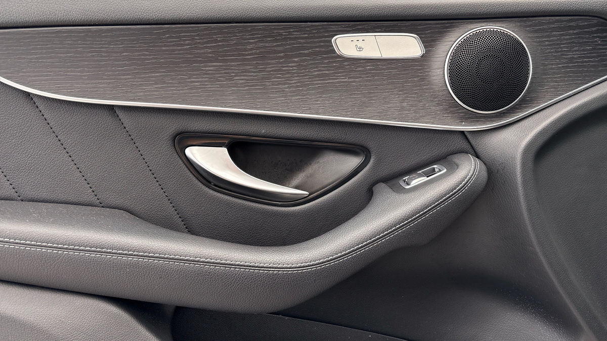 Used Mercedes-Benz GLC 2020 for sale - 76224279: Photo 19