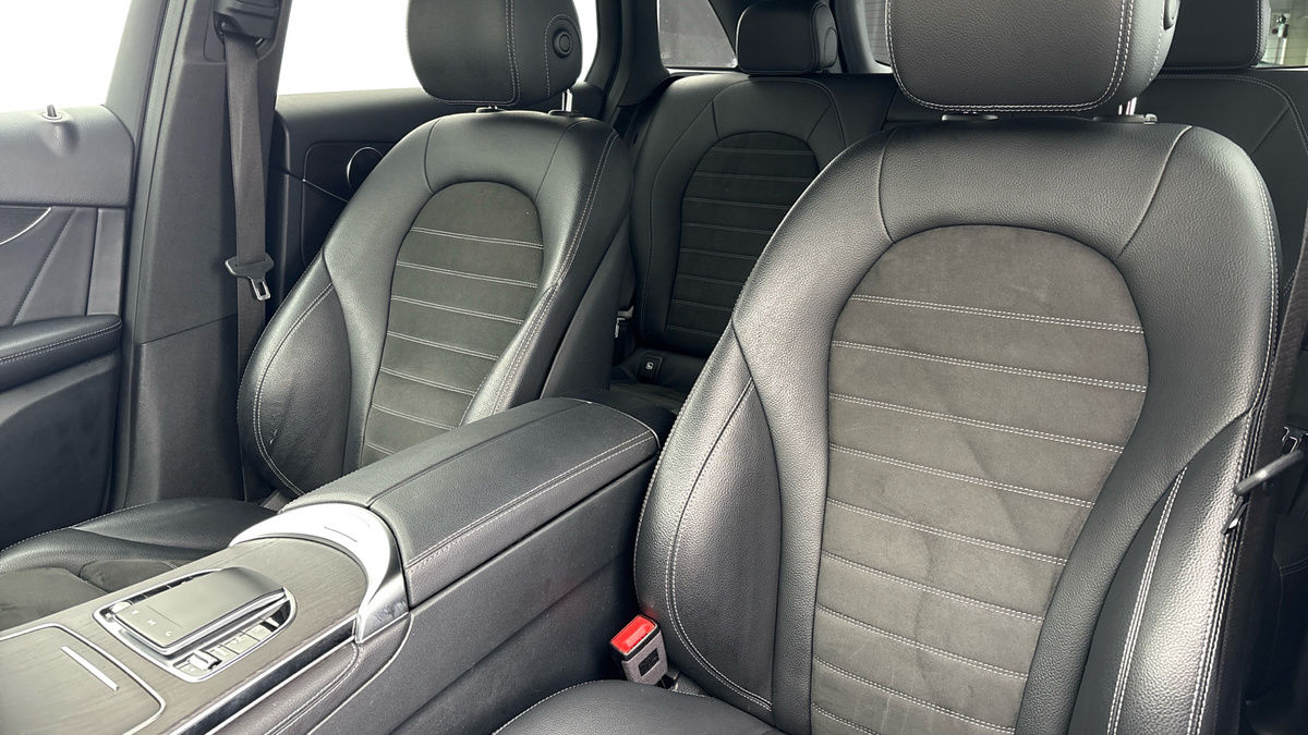 Used Mercedes-Benz GLC 2020 for sale - 76224279: Photo 7