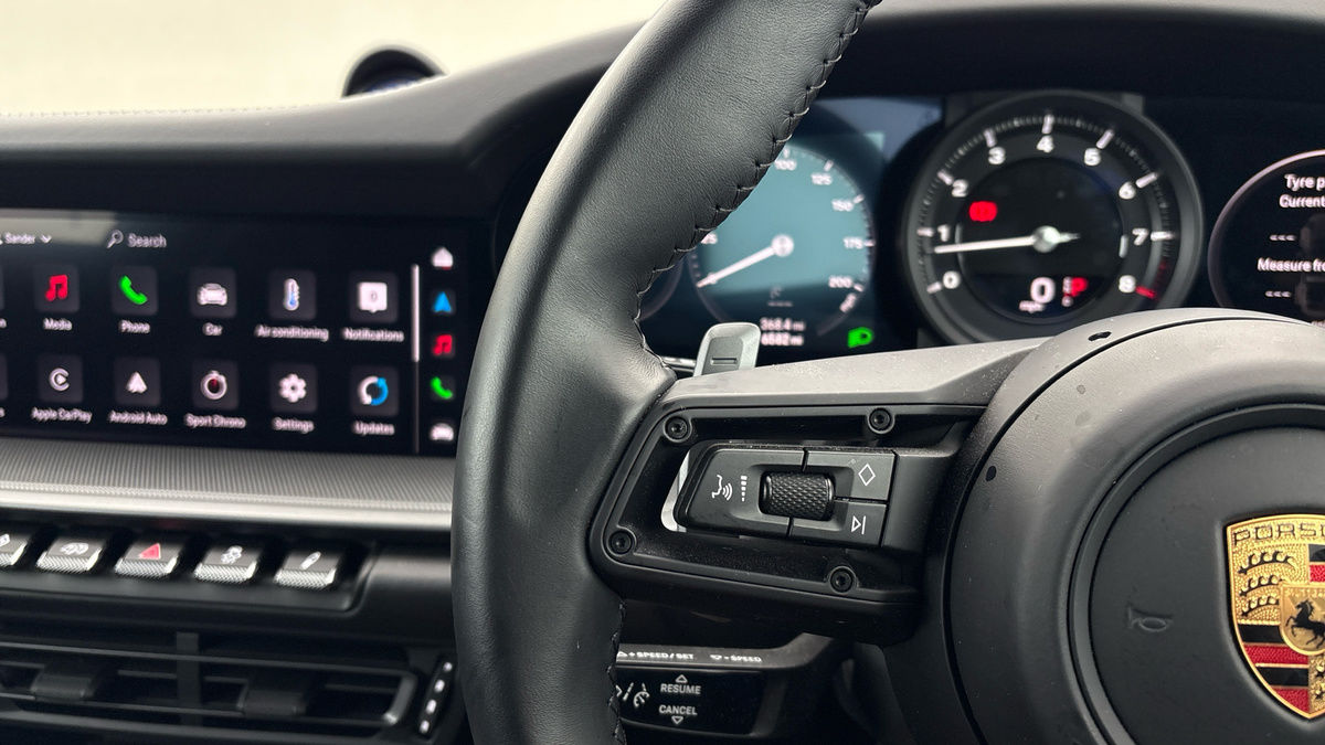 Used Porsche 911 2022 for sale - 77373256: Photo 13