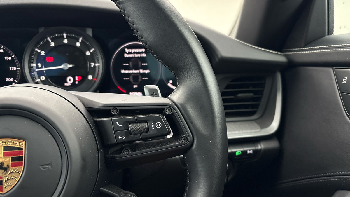 Used Porsche 911 2022 for sale - 77373256: Photo 14