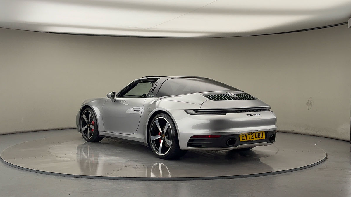 Used Porsche 911 2022 for sale - 77373256: Photo 2