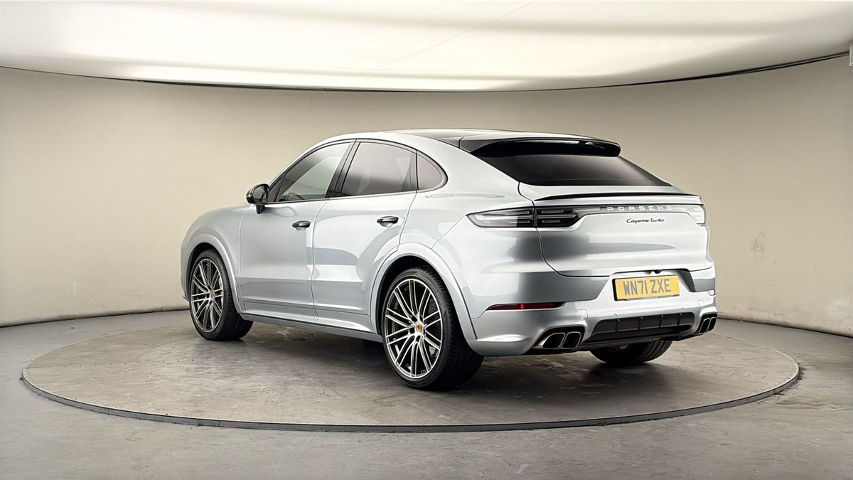 Used Porsche Cayenne 2021 for sale - 78045297: Photo 2