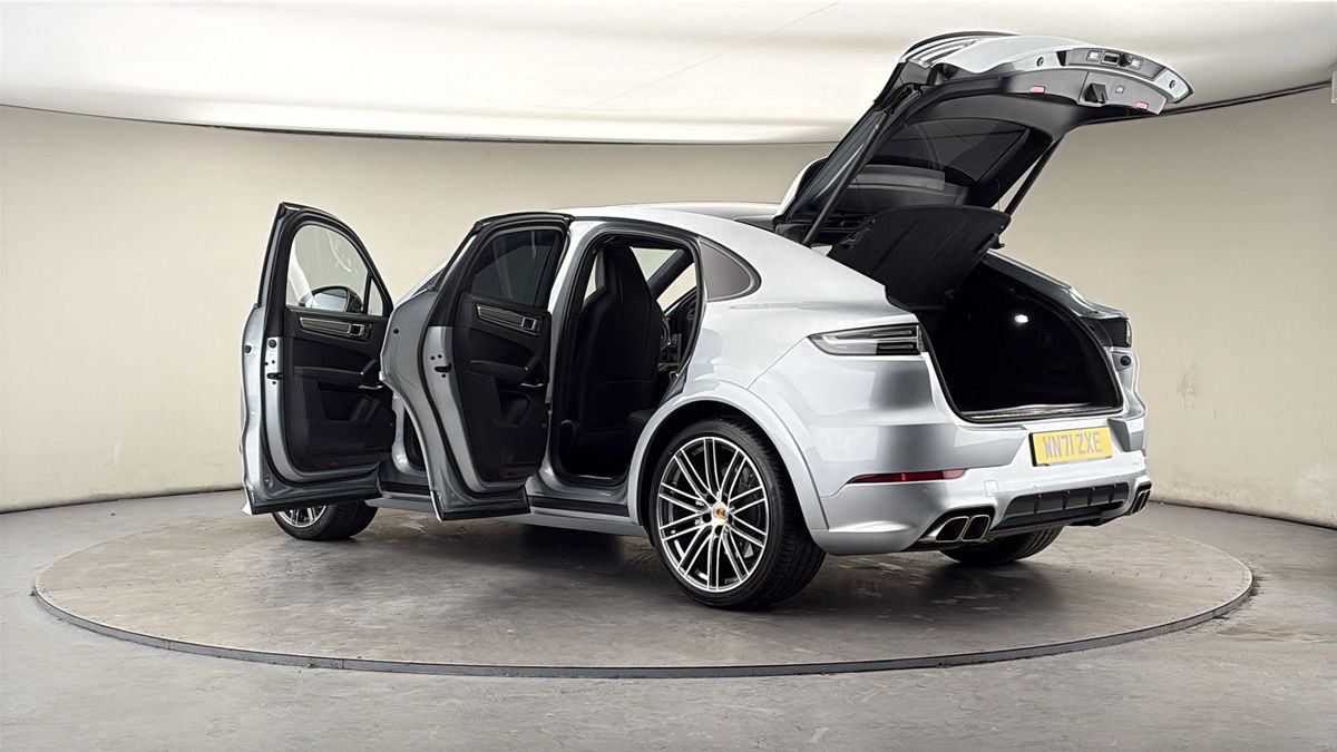 Used Porsche Cayenne 2021 for sale - 78045297: Photo 47