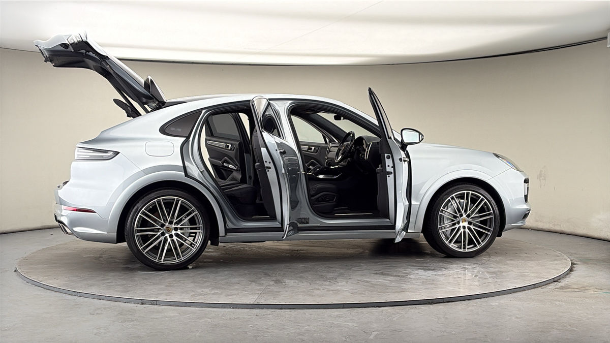 Used Porsche Cayenne 2021 for sale - 78045297: Photo 60