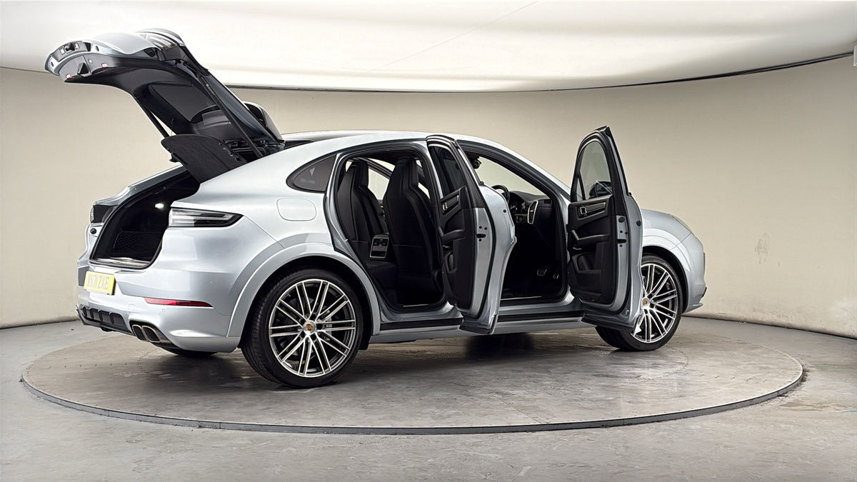 Used Porsche Cayenne 2021 for sale - 78045297: Photo 61