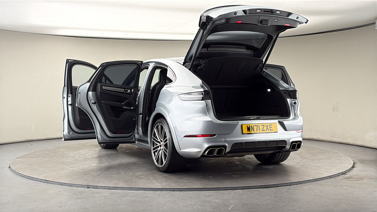 Used Porsche Cayenne 2021 for sale - 78045297: Photo 65