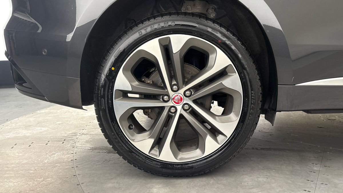 Used Jaguar F-Pace 2021 for sale - 76323897: Photo 10