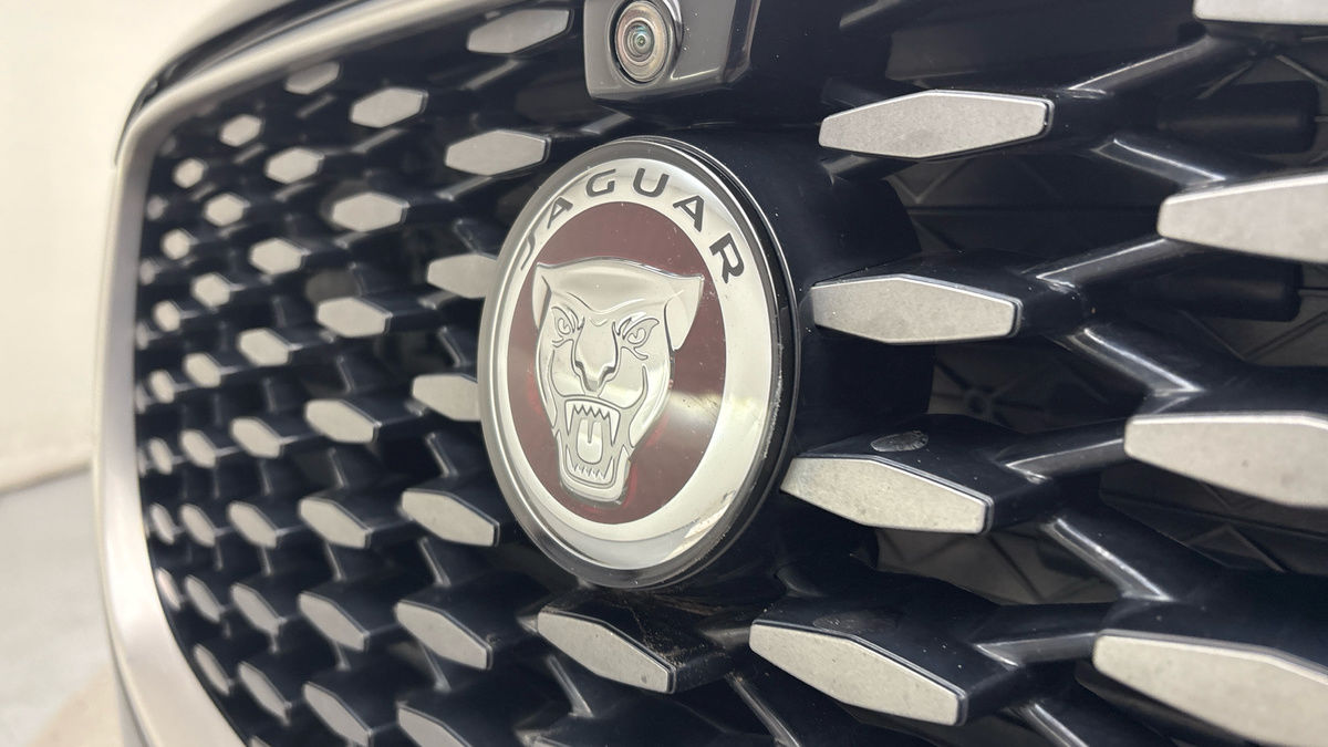 Used Jaguar F-Pace 2021 for sale - 76323897: Photo 24