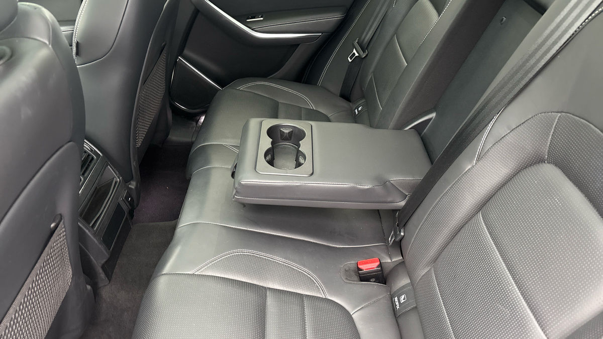 Used Jaguar F-Pace 2021 for sale - 76323897: Photo 9