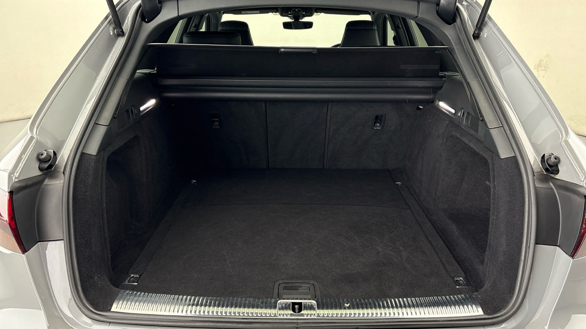 Used Audi RS4 Avant 2022 for sale - 76836779: Photo 11