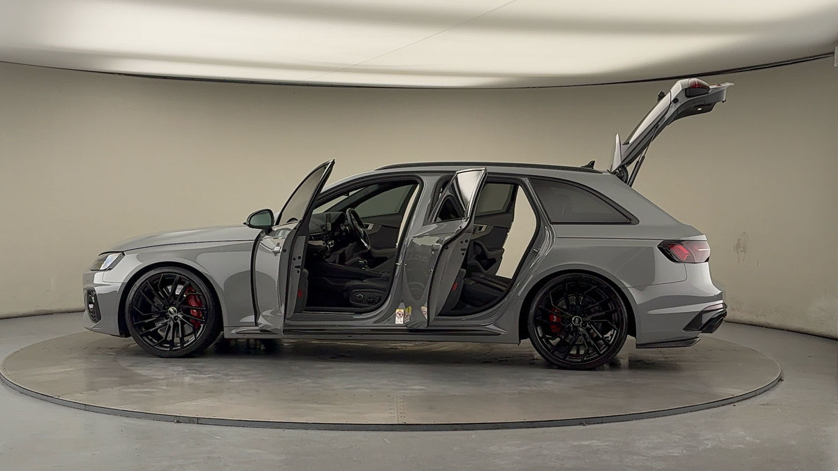 Used Audi RS4 Avant 2022 for sale - 76836779: Photo 48