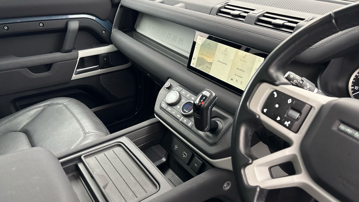 Used Land Rover Defender 110 2023 for sale - 78004157: Photo 18