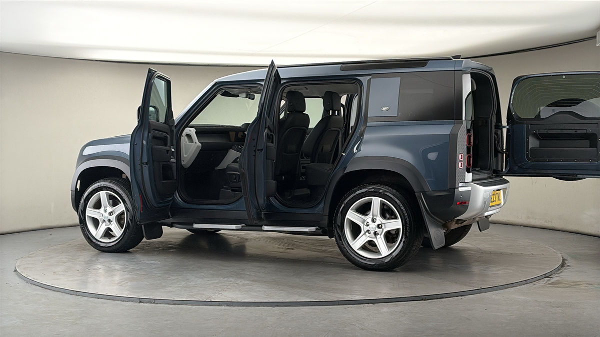 Used Land Rover Defender 110 2023 for sale - 78004157: Photo 45