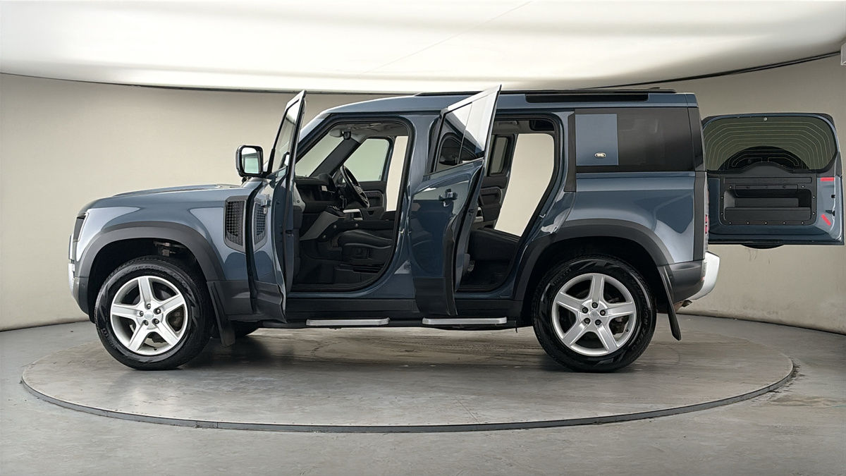 Used Land Rover Defender 110 2023 for sale - 78004157: Photo 46