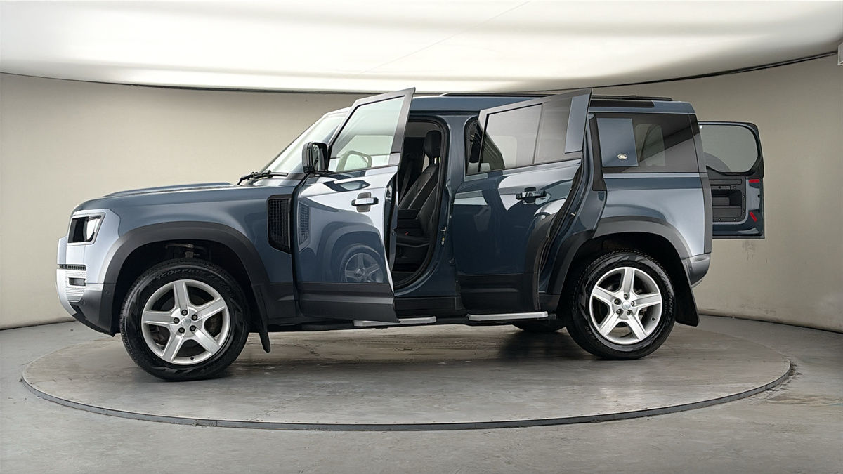 Used Land Rover Defender 110 2023 for sale - 78004157: Photo 47