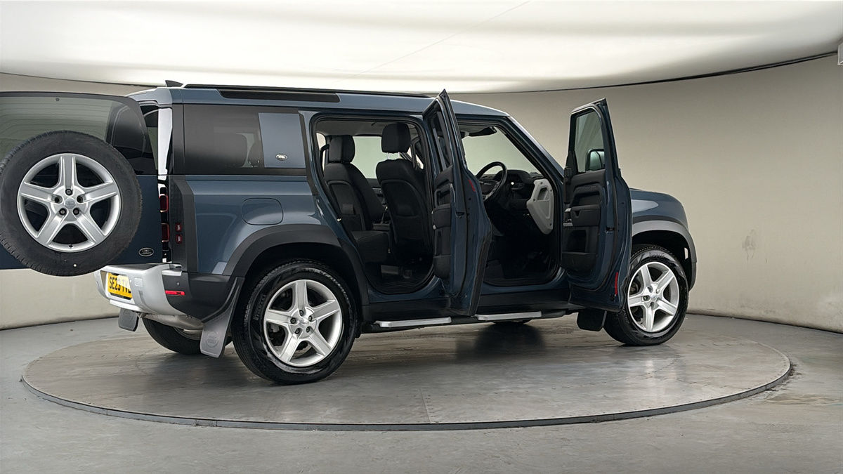 Used Land Rover Defender 110 2023 for sale - 78004157: Photo 57