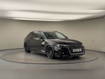 2022 - RS 4 TFSI Quattro Carbon Black 5dr Tiptronic
