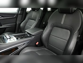 Used Jaguar F-Pace 2022 for sale - 75528779: Photo