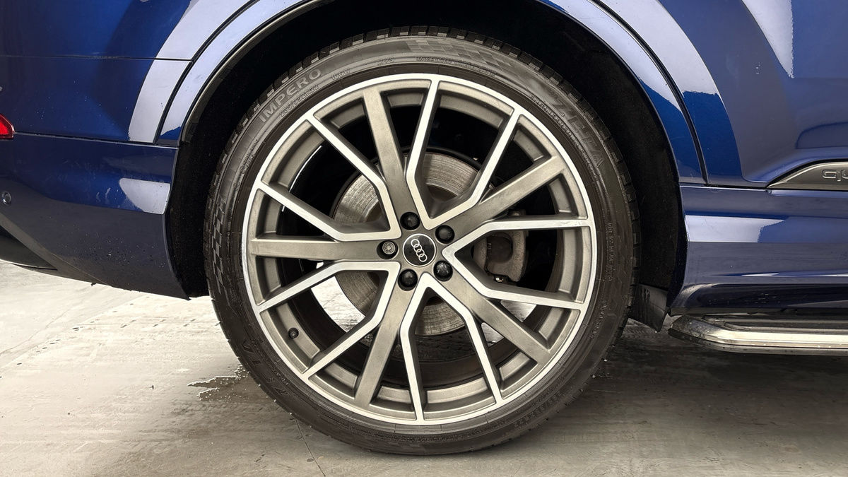Used Audi Q7 2021 for sale - 77655929: Photo 10