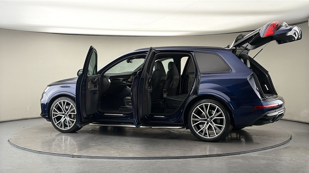 Used Audi Q7 2021 for sale - 77655929: Photo 47