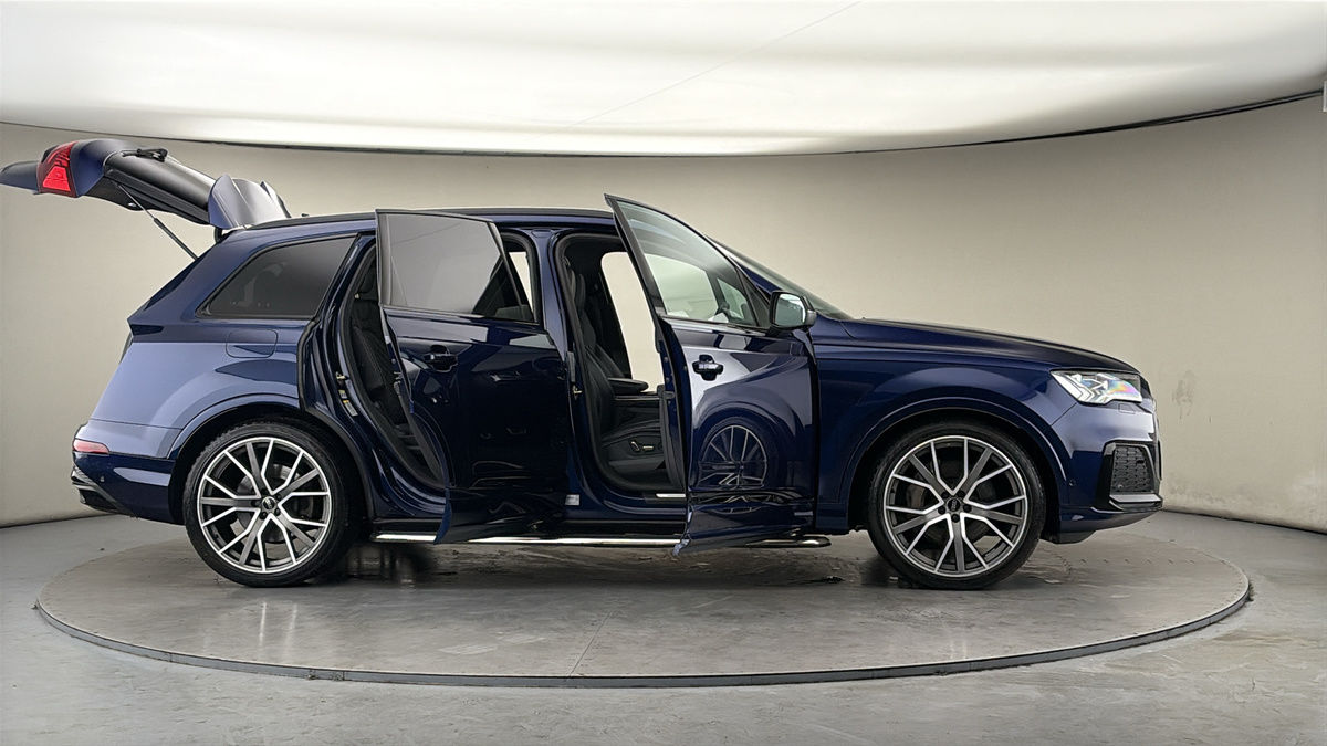 Used Audi Q7 2021 for sale - 77655929: Photo 57