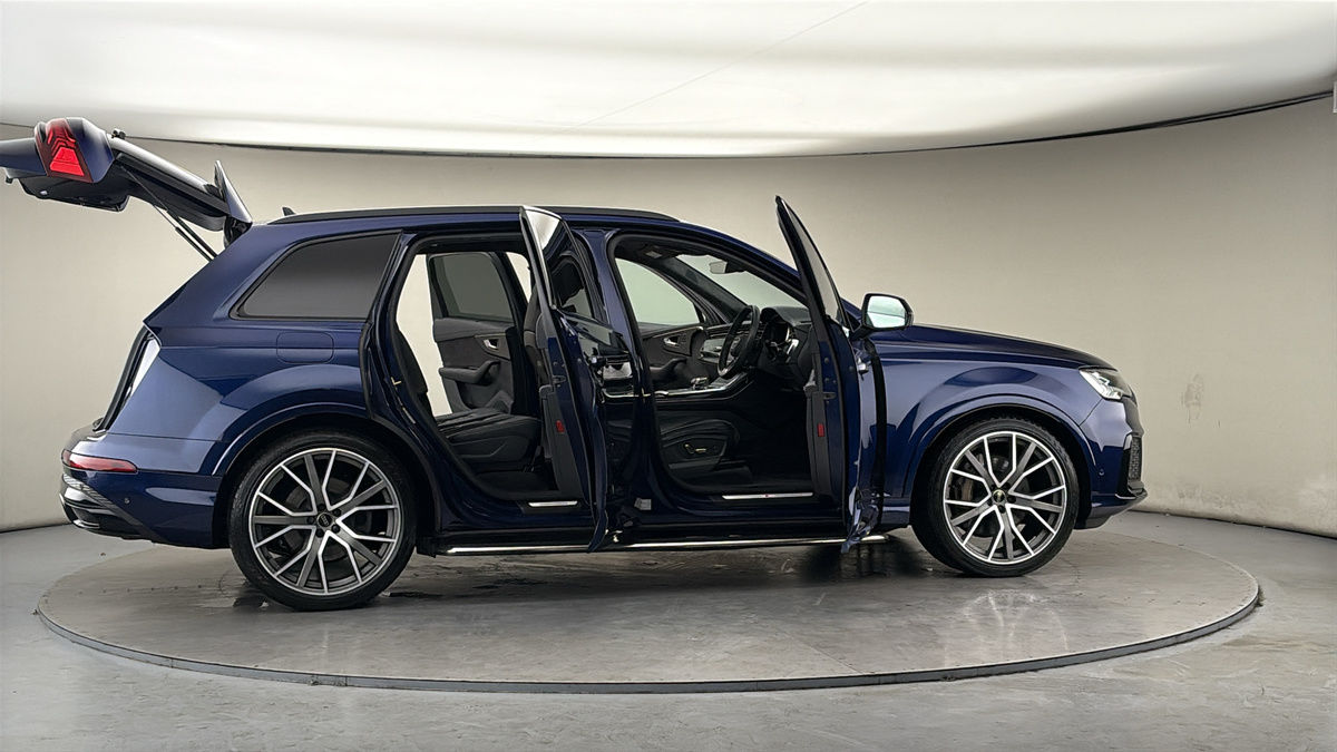 Used Audi Q7 2021 for sale - 77655929: Photo 58