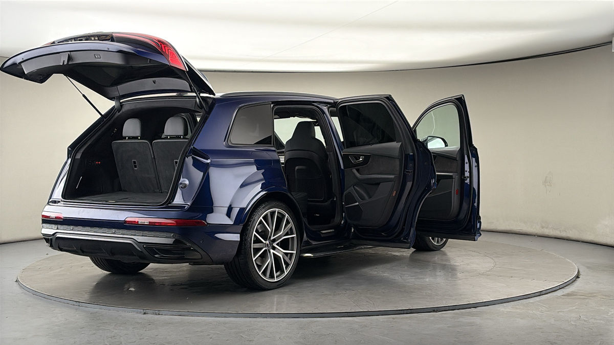 Used Audi Q7 2021 for sale - 77655929: Photo 60